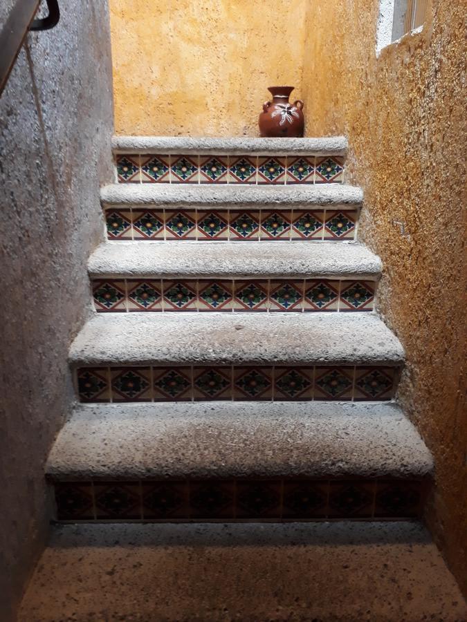 Hotel La Casita De Roca Антигуа-Гватемала Экстерьер фото